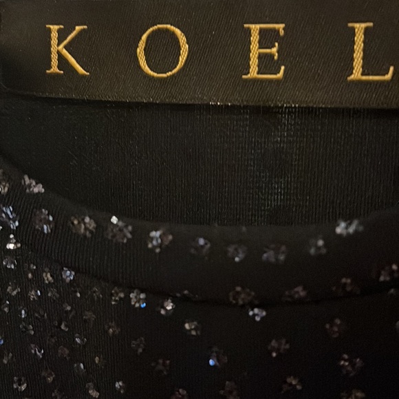 KOEL size small.Ruching on sides. Sequins 22” long. 100% acrylic - Picture 4 of 7